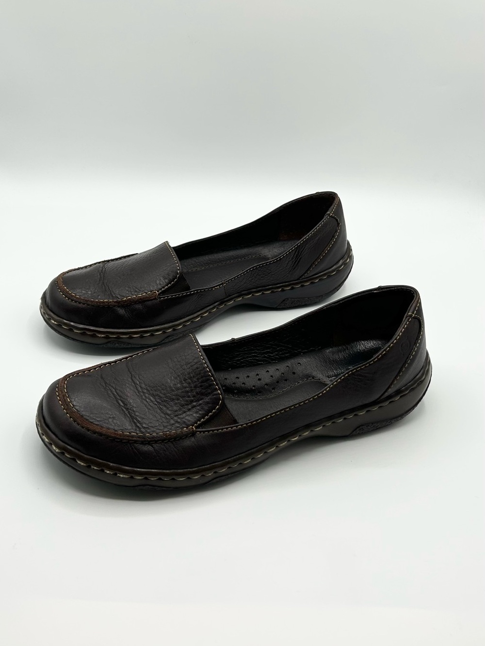 Born Dark Brown Leather Slip On Loafers Flats Women’s Size 6.5